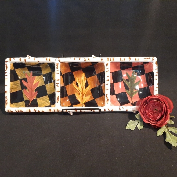 Handpainted Three Section Nature-Themed Ceramic Serving Tray - Picture 1 of 9